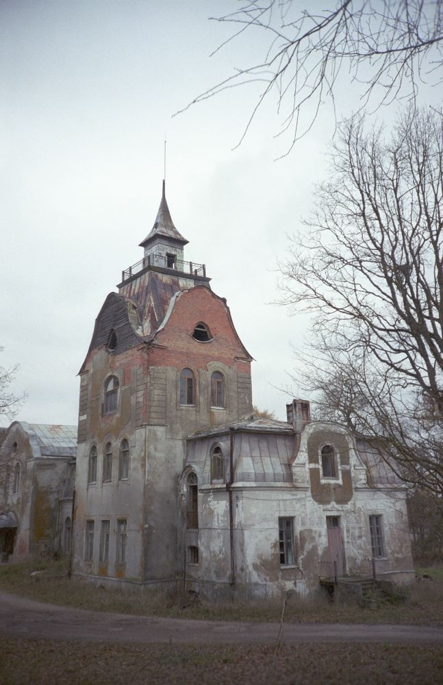 Neeruti mõisa härrastemaja