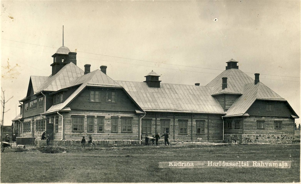 Kadrina seltsimaja