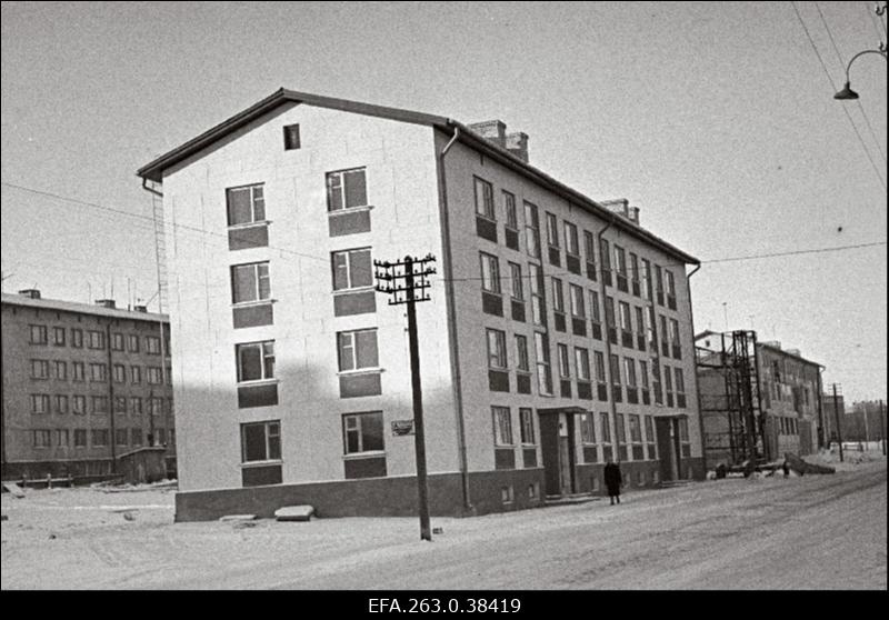 Uued elamud Nõukogude tänaval Tartus.