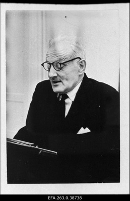 Moskva Riikliku Ülikooli professor G.P. Dementjev Tartus.  duplicate photo