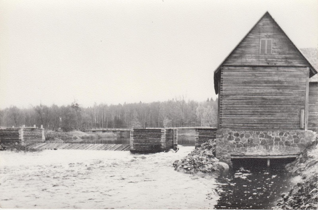 C. R. Jakobsoni Talumuuseumi veskipaisu restaureerimine.
