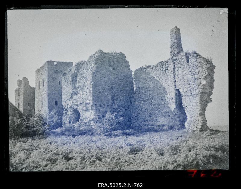 Toolse linnuse varemed