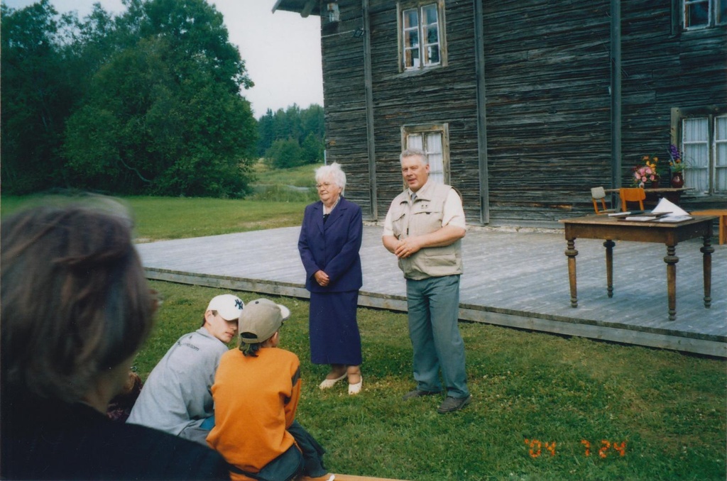 C. R. Jakobsoni preemia andmine. Kõneleb C. R. Jakobsoni Talumuuseumi direktor Heldur Hiis.