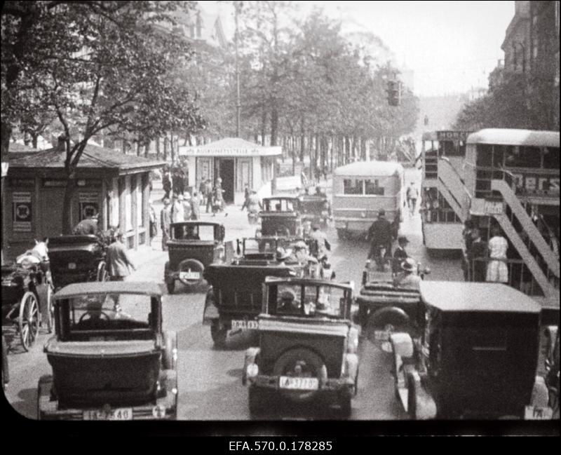 Autoliiklus Viini südalinnas.