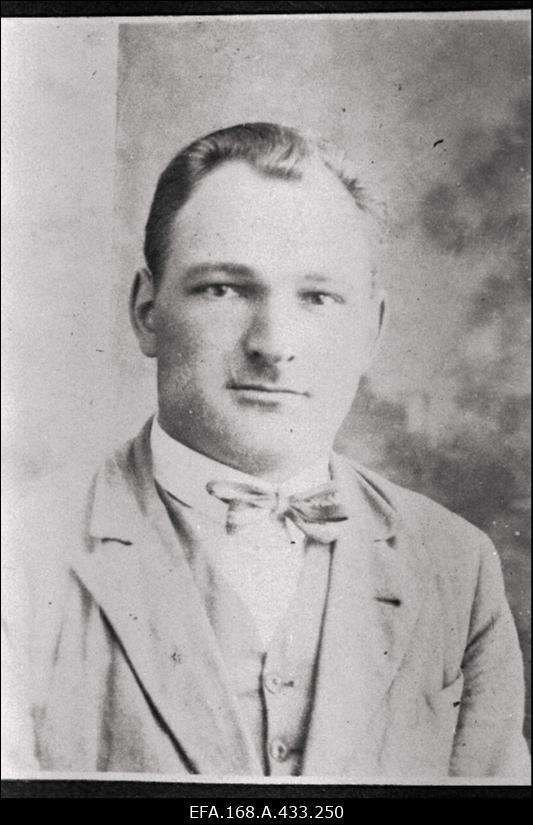 Kaitseliidu Pärnumaa malevkonnad. Õppused, manöövrid, ülevaatused jne.