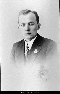 Kaitseliidu Pärnumaa malevkonnad. Õppused, manöövrid, ülevaatused jne.  duplicate photo