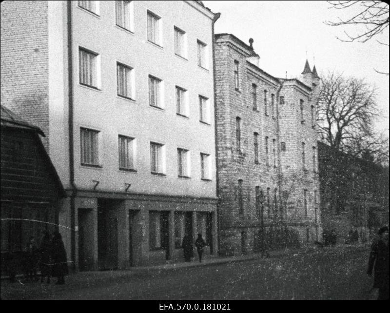 Roosikrantsi tänav.