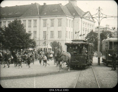 Hoburaudtee (nn. konka) asutamise 40. aastapäeva tähistamine. Konka Pärnu maanteel.  similar photo