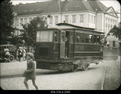 Hoburaudtee (nn. konka) asutamise 40. aastapäeva tähistamine. Konka Pärnu maanteel.  similar photo