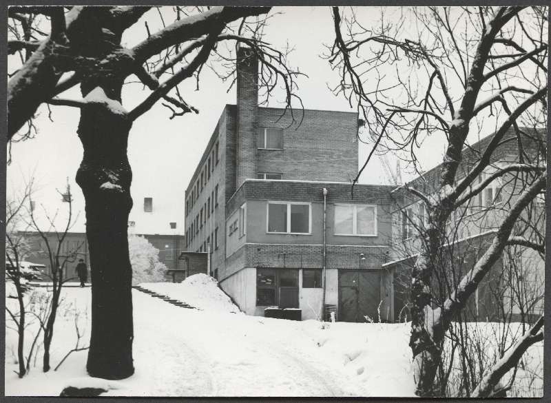 foto, Viljandi, Vaksali tn 3A, EKE Projekti Viljandi osakond, 1976, foto E. Veliste