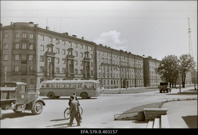 Ants Laikmaa ja Lomonossovi (Gonsiori) tänava ristmik.  similar photo