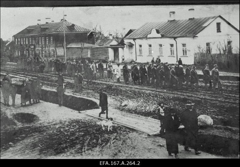 Kaitseliidu Narva malev. Narva kaitseliitlased tähistavad 1. maid. Narva maleva 1. aastapäev. Narva linna spordiväljaku avavõistlused. Maleva õppused, manöövrid, laskevõistlused, laagrid. Eesti, Soome, Läti Kaitseliidu ülemad Narva maleval külas. Admiral Pitka Narvas. Viru maakonna laulupidu Narvas. Rootsi kroonprints Narvas.