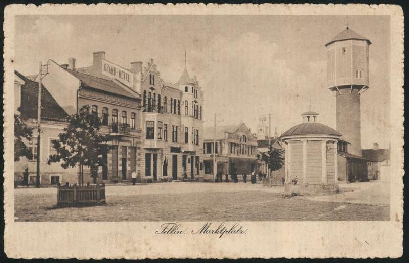 trükipostkaart, Viljandi, turuplats, apteek, hotell, monopol, kaev, veetorn, u 1914, foto A. Liventroem