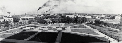 Tammsaare park Estonia teatri katuselt (panoraamvaade kahest fotost kokkukleebituna). Fotorepro  duplicate photo