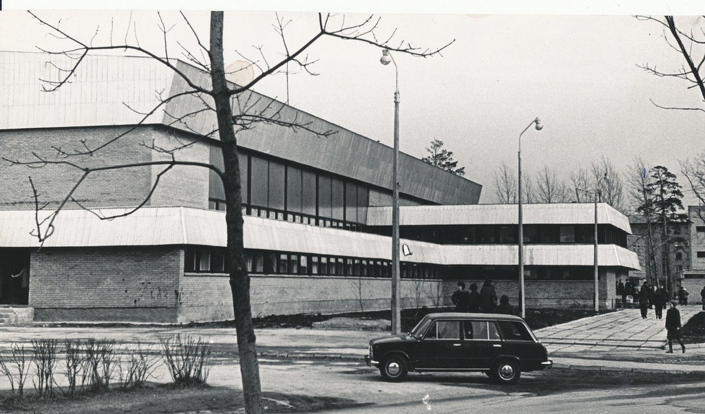 Sillamäe spordihoone