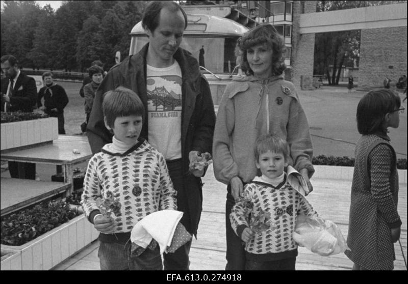 Kergetööstuse tööliste  päev.