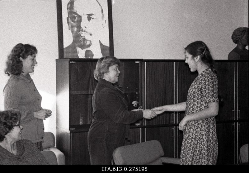 Klementi kvalifikatsioonieksamil M. Delski jt, õmbluskombinaat, E. Kuusarule (õppekombinadis).