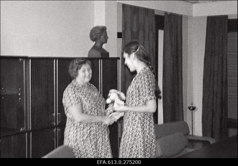 Klementi kvalifikatsioonieksamil M. Delski jt, õmbluskombinaat, E. Kuusarule (õppekombinadis).