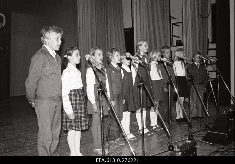 Sindi-150, pidustused.