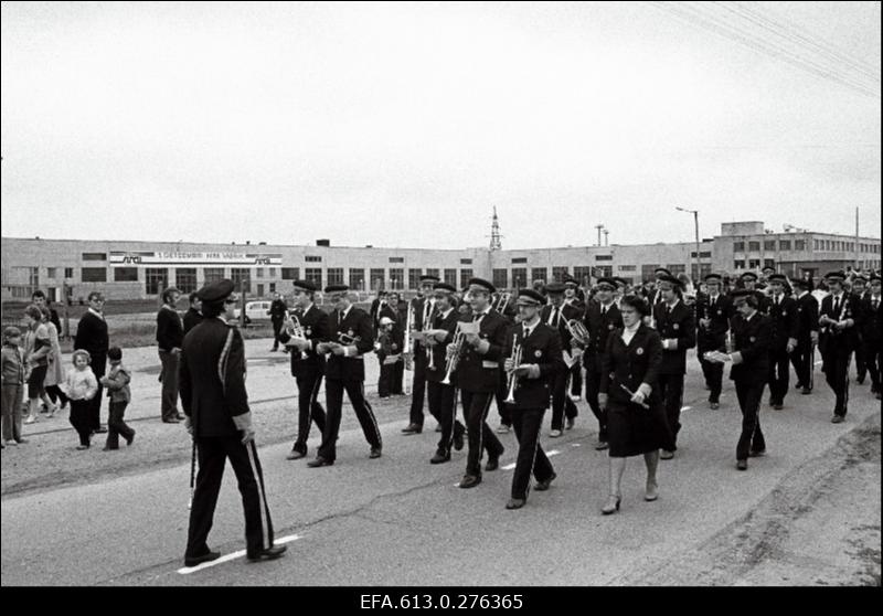 Sindi-150, pidustused.