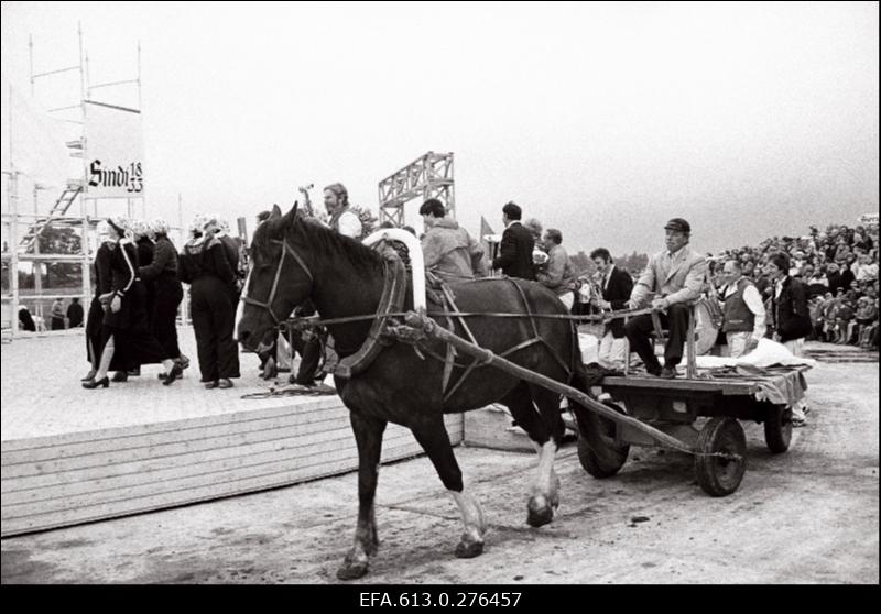 Sindi-150, pidustused.