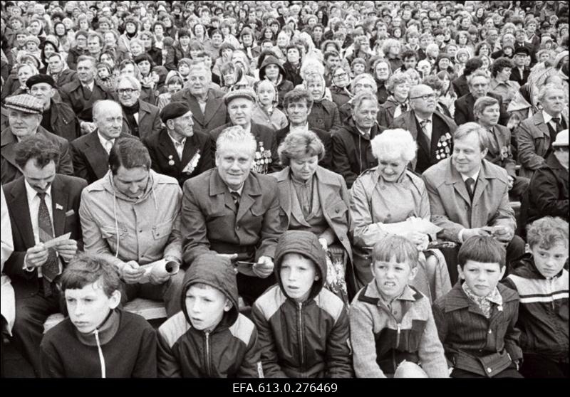 Sindi-150, pidustused.