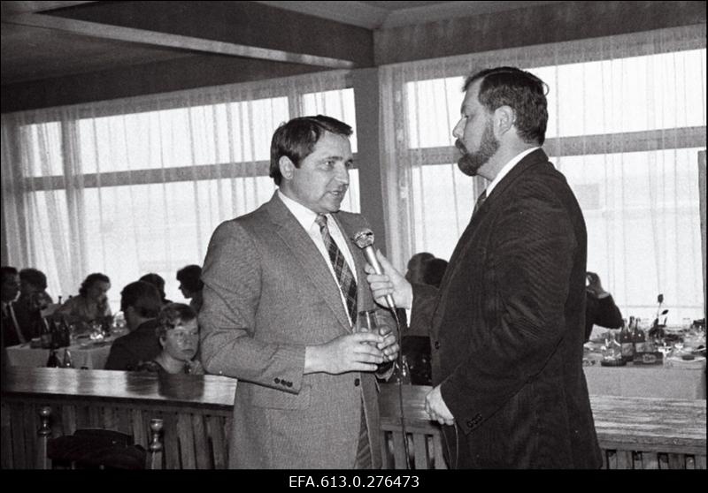 Sindi-150, pidustused.