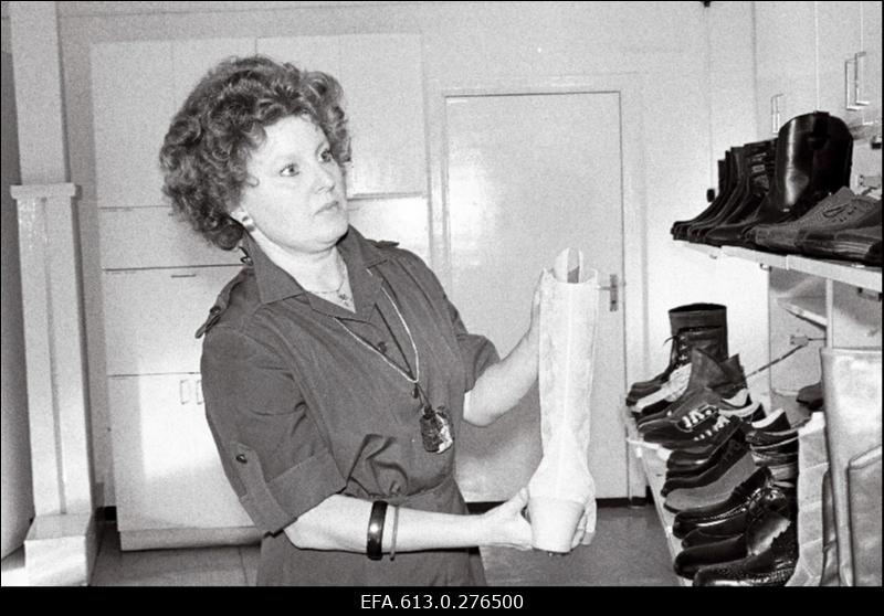 "Kommunaari" peakunstnik.