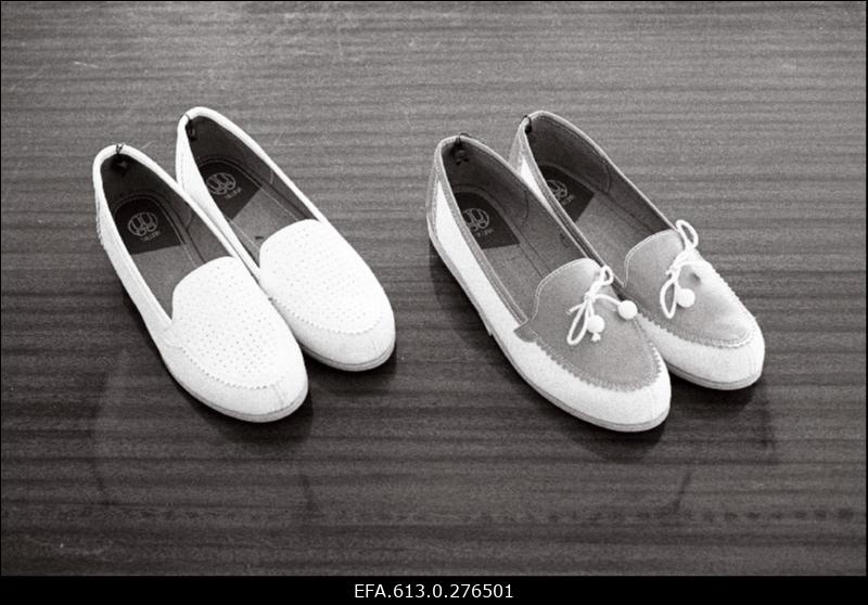 "Kommunaaris" (jalats 1984).