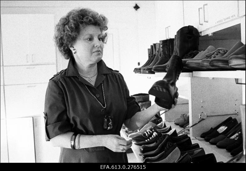 "Kommunaari" peakunstnik.