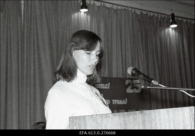 Kommunistliku töö liikumise 25. aastapäevale pühendatud konverents "Maratis".