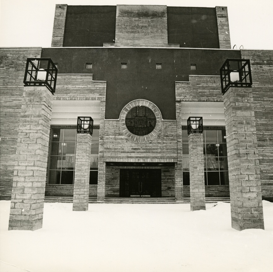 Paide kultuurimaja, eestvaade. Arhitekt Hans Kõll