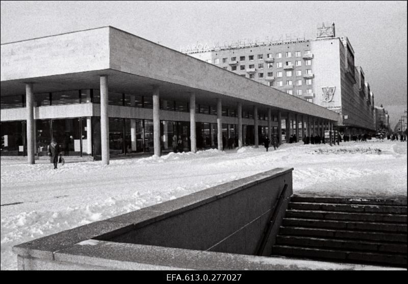 "Mistra" vaipade müük Leningradis.