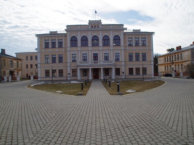 Main building of the seminar of Rakvere Teachers rephoto