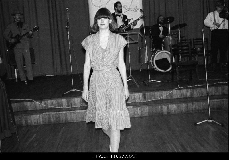 J. Tombi nimelise Kultuuri Palees Balti Manufaktuuri kutsevaliku päev.