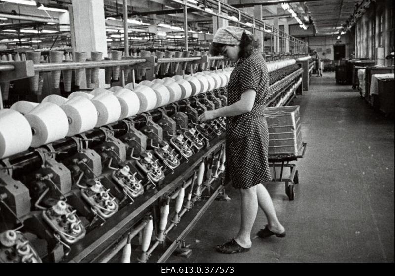 43. Kutsekeskkool T/K "Klementi" (koos Tiiu Takopiga).