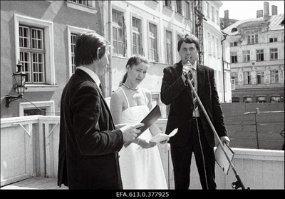 "Mainor" vanalinna päevadel.  similar photo