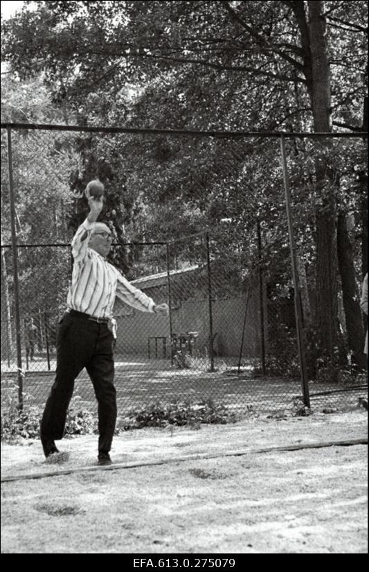 KM JS PKB [Projekteerimis Konstrueerimis Büroo] Spordipäev Kloogal.