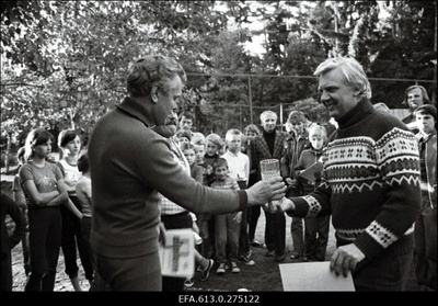 KM JS PKB [Projekteerimis Konstrueerimis Büroo] Spordipäev Kloogal.  similar photo
