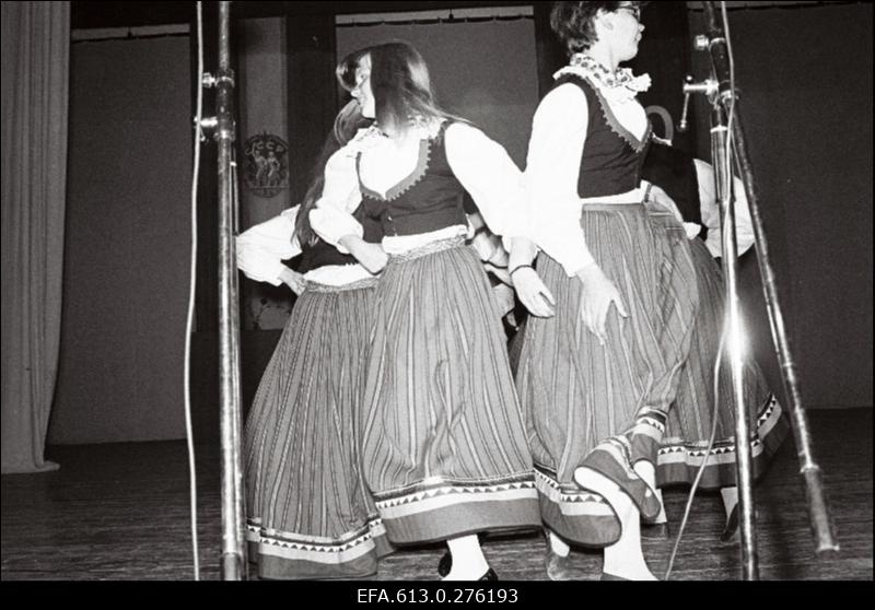 Sindi-150, pidustused.