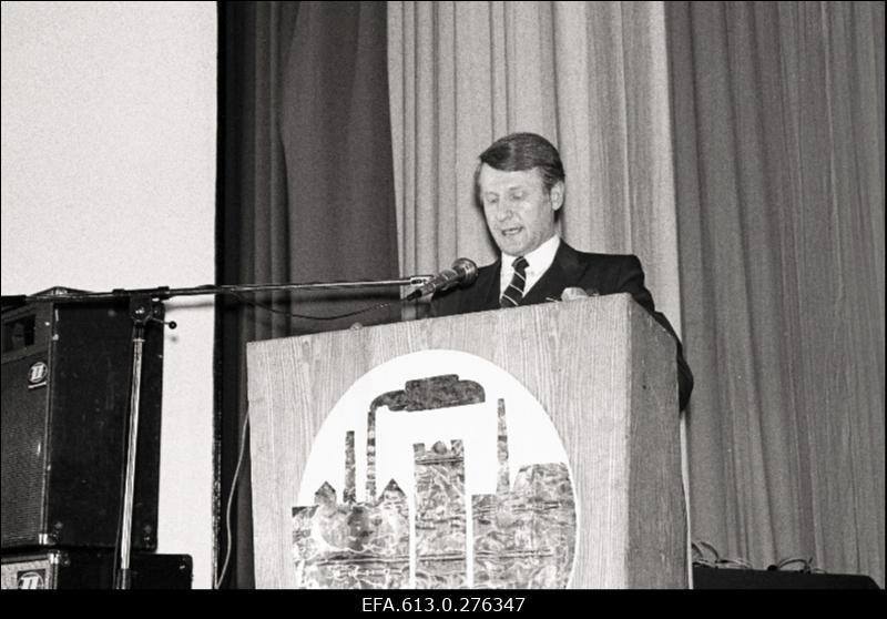 Sindi-150, pidustused.