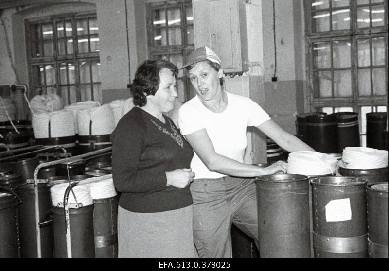 Ungarlased Balti manufaktuuris.