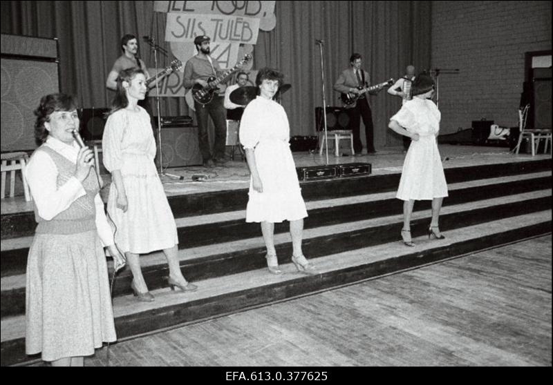 Kutsesuunitluse üritus 43. Keskkoolis (Ello Leesment).