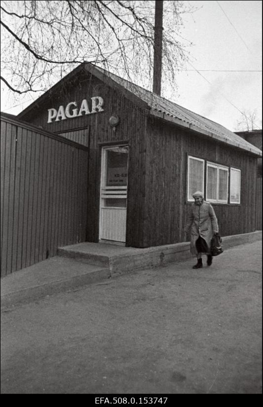 Viljandi Leivakombinaadi müügikiosk “Pagar” Turu tänaval.