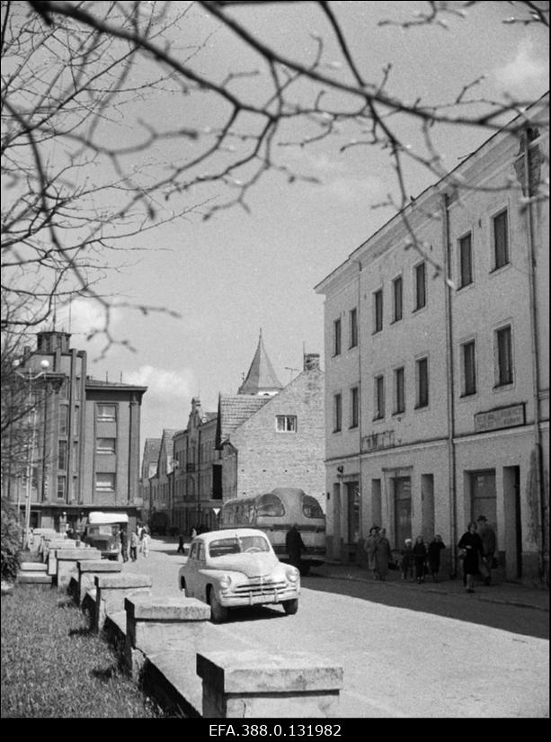 Kingissepa tänav Viljandis.