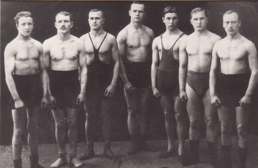 Grupp Tartu Kalevi raskejõustiklasi 1921
