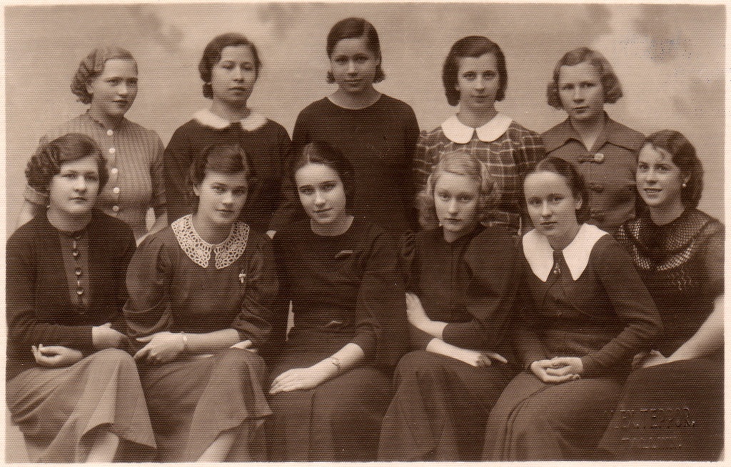 Grupp naissportlasi 1930. aa