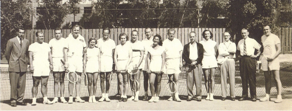 Montreal-Toronto eestlaste linnavõistlused tennises  1955