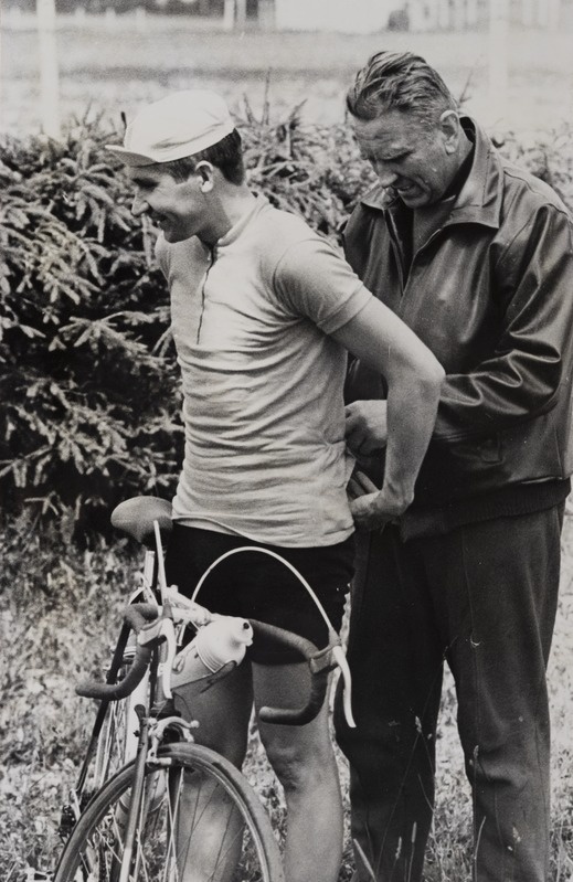 Jalgrattur J. Klaassepp ja treener E. Randam