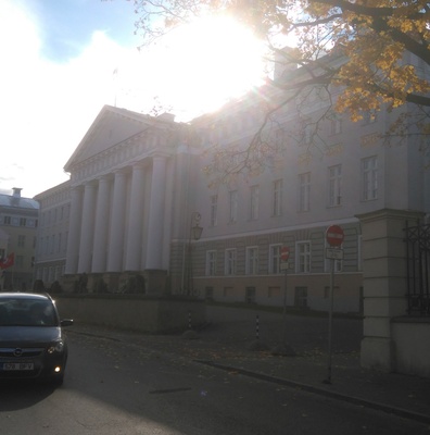 Vaade Tartu Riikliku Ülikooli peahoonele rephoto